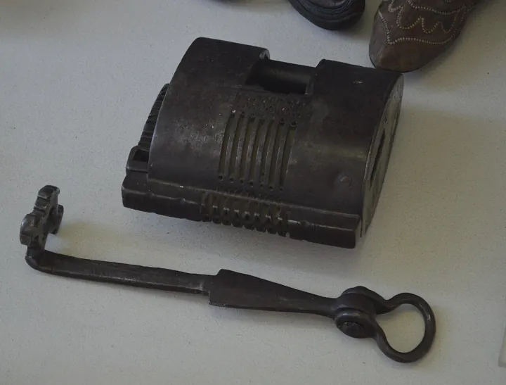 Photo d’origine : Un cadenas et sa clé